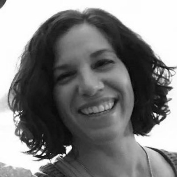 Meet your Posher, Lissa - Picture 1 of 1